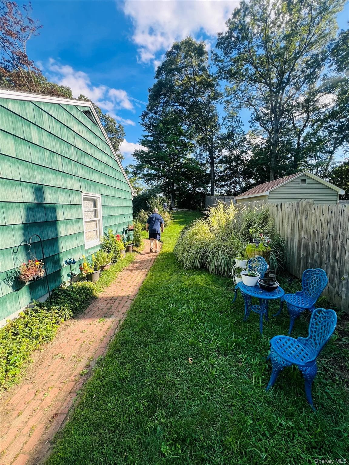 250 N Country Road Unit: Single Family thumbnail 3