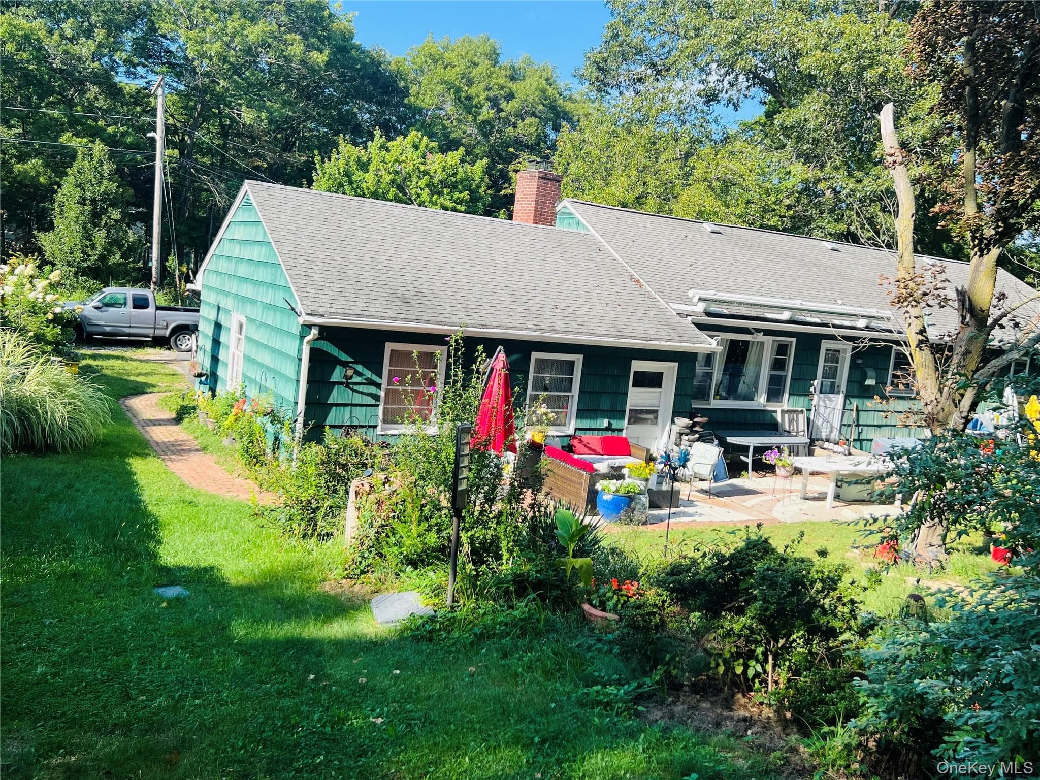 250 N Country Road Unit: Single Family thumbnail 5