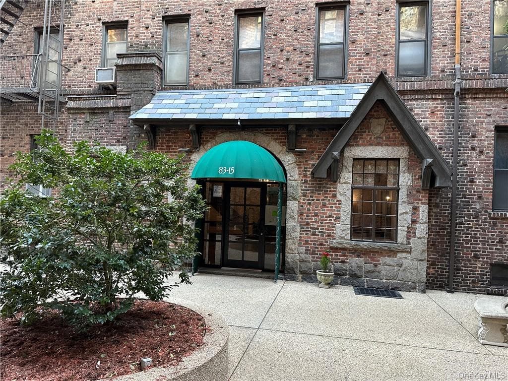83-15 116th Street Unit: 1F thumbnail 2