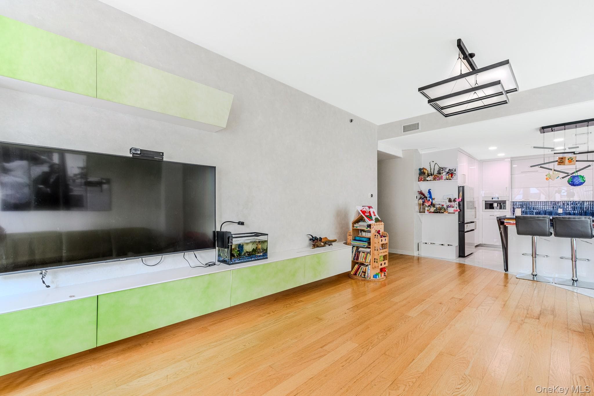 37 W End Avenue Unit: 2B thumbnail 4