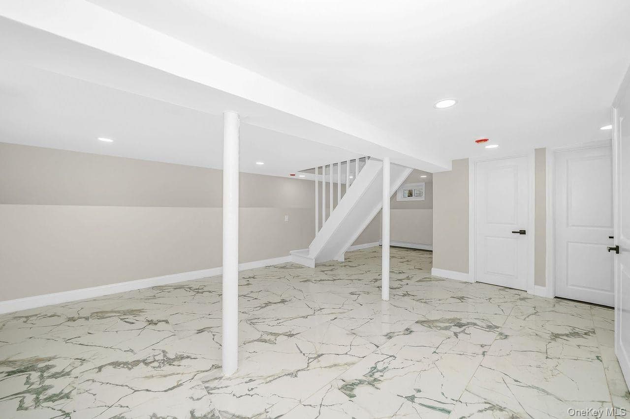 61 Parkway Boulevard thumbnail 34