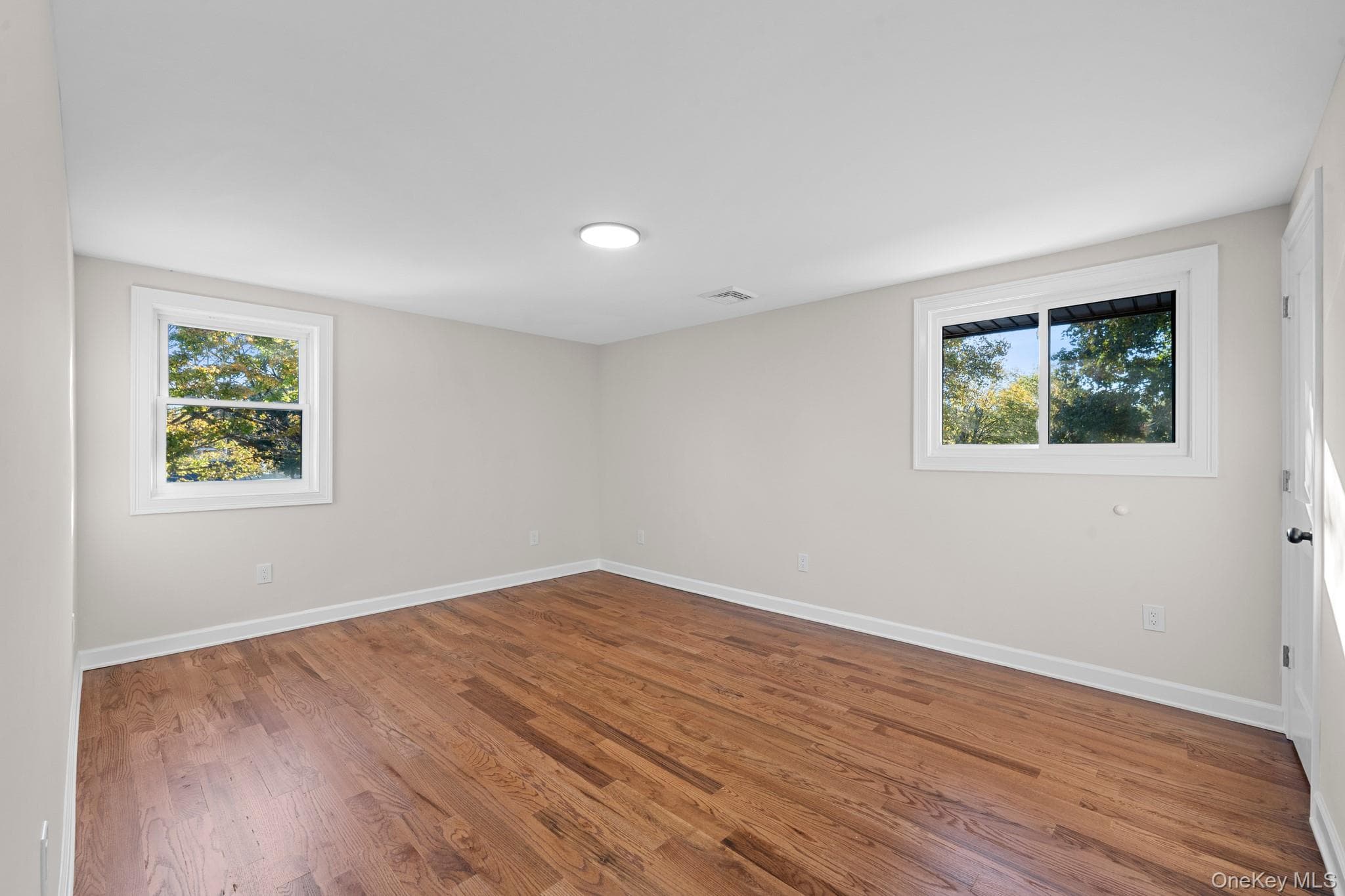 1 Medford Lane thumbnail 23