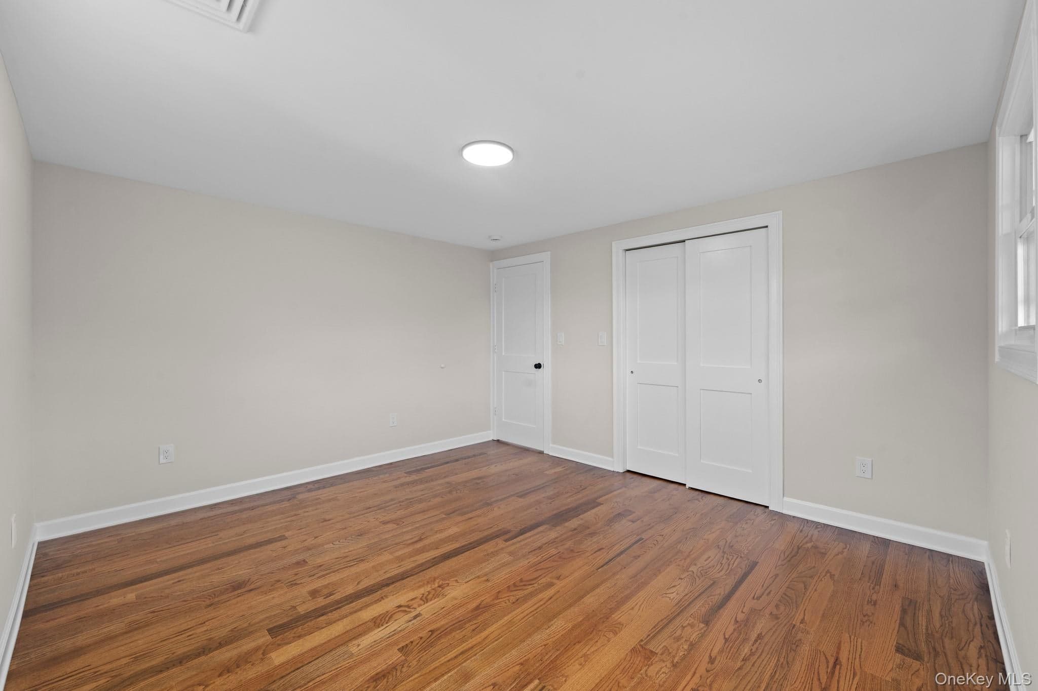 1 Medford Lane thumbnail 26