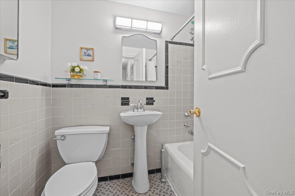 750 Kappock Street Unit: 405 thumbnail 19
