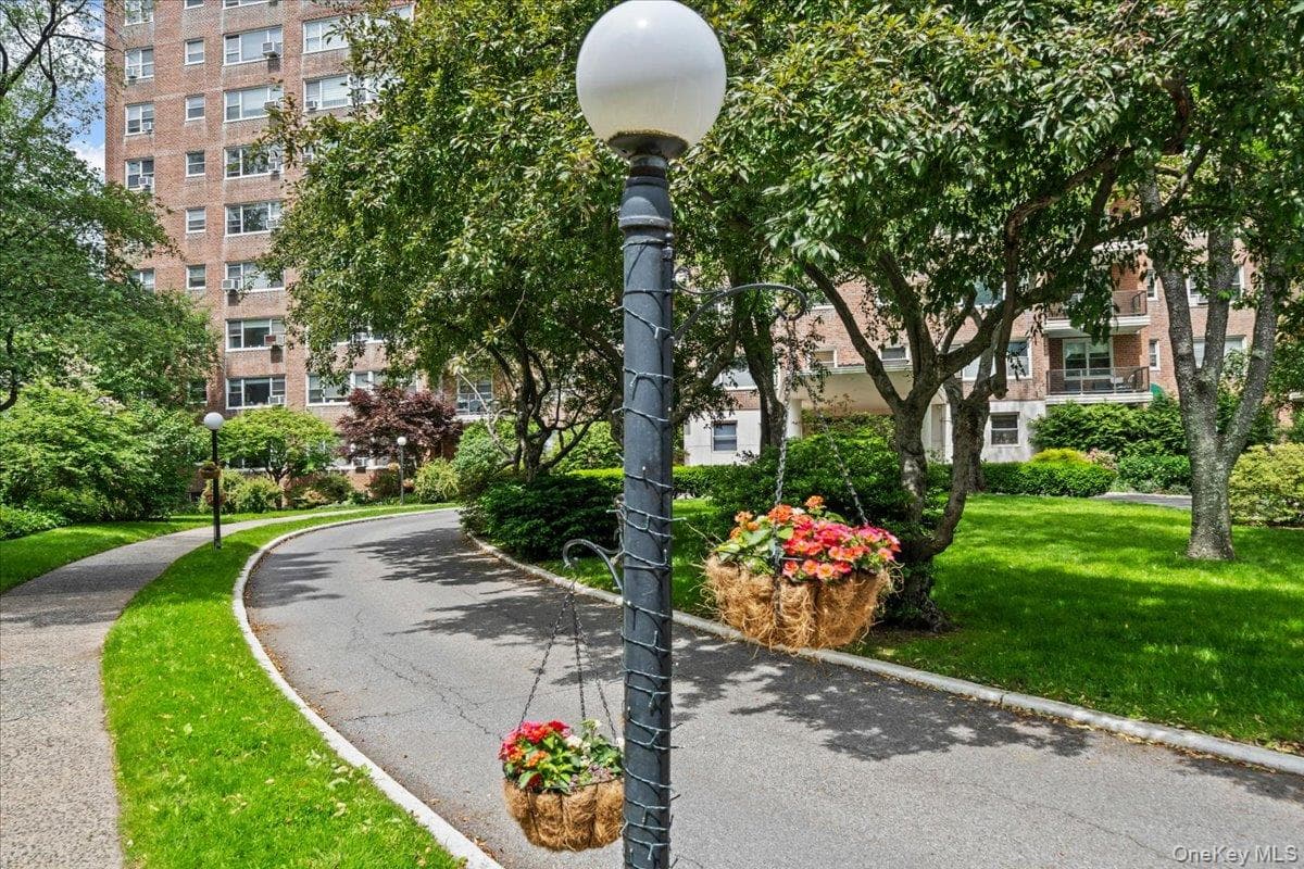 750 Kappock Street Unit: 405 thumbnail 30
