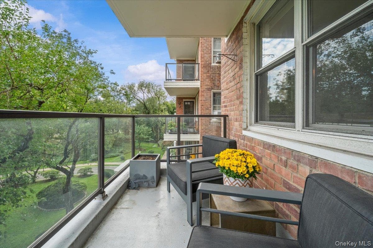 750 Kappock Street Unit: 405 thumbnail 13