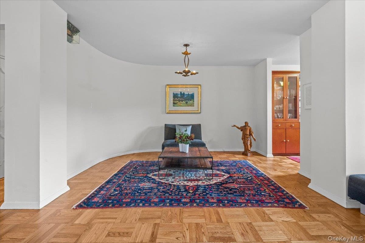 750 Kappock Street Unit: 405 thumbnail 5