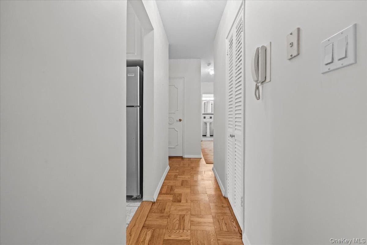 750 Kappock Street Unit: 405 thumbnail 16