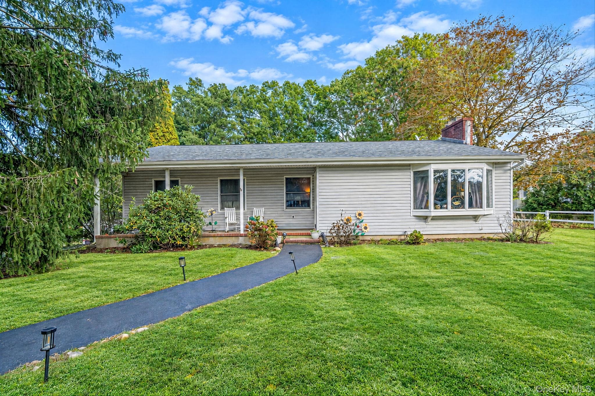 197 Rustic Road photo 1