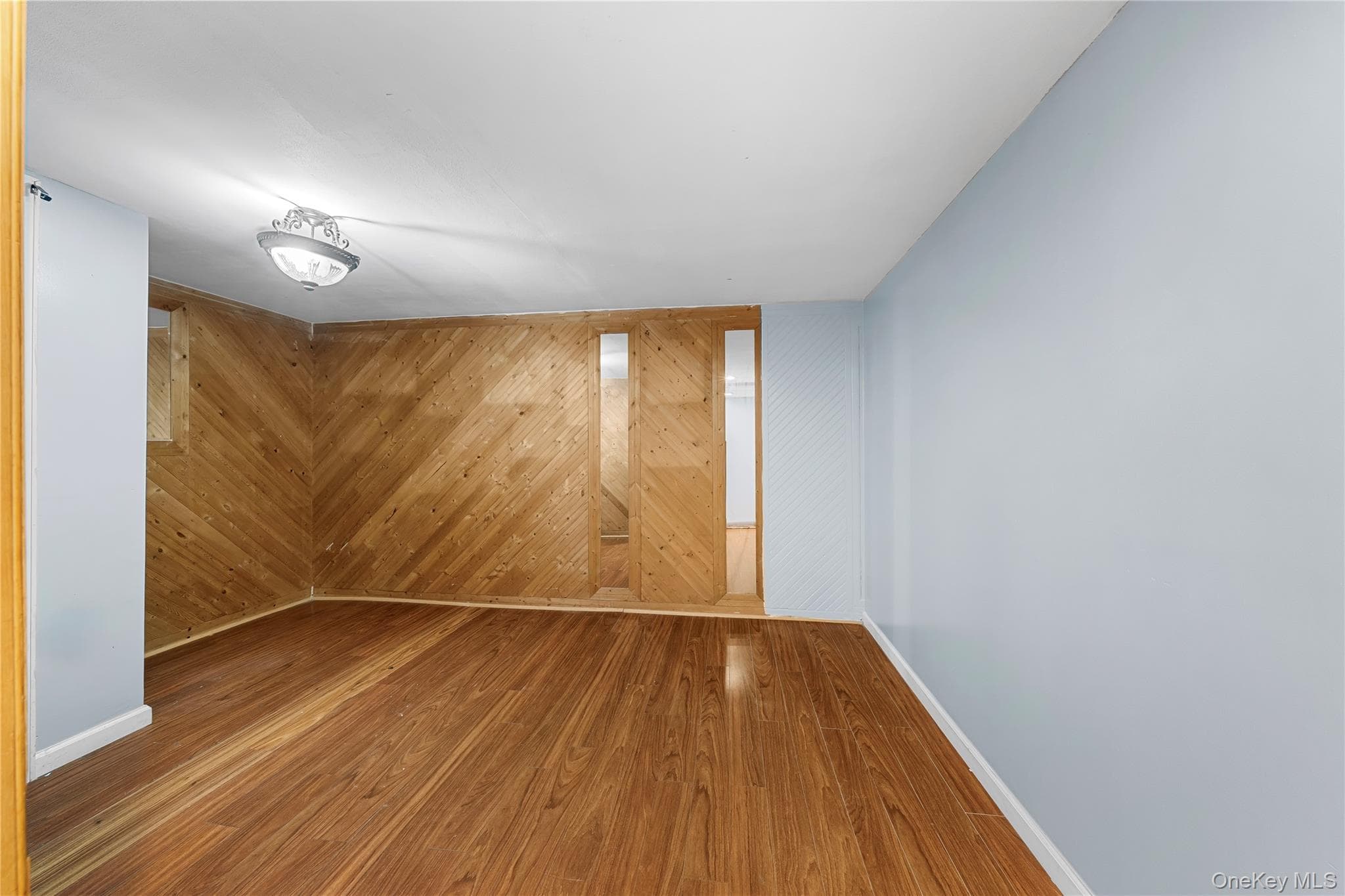 318 W 16th Street thumbnail 15