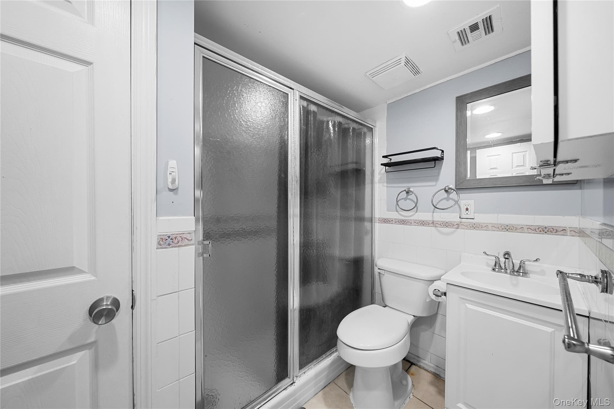 318 W 16th Street thumbnail 22