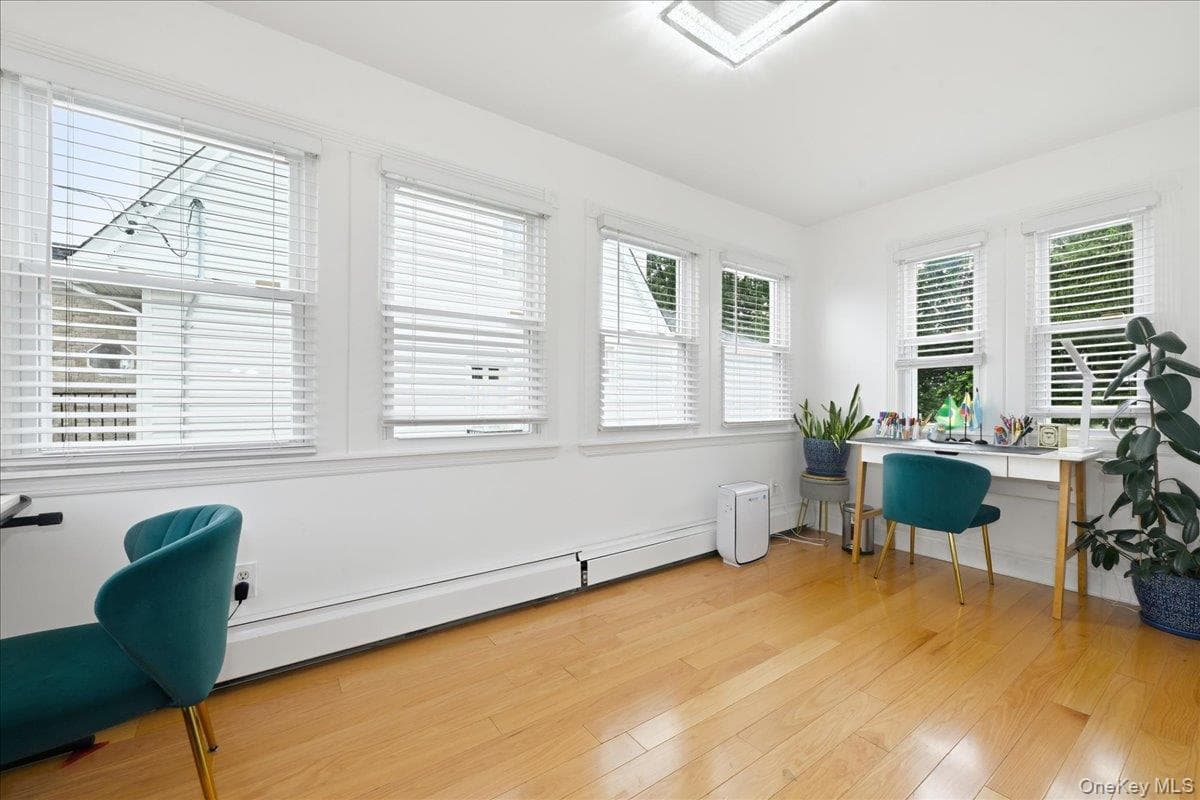 351 Hewlett Parkway thumbnail 6