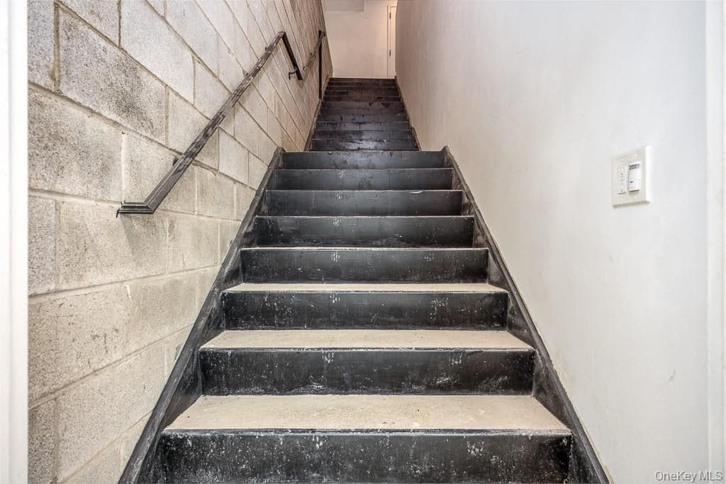 1 Teneyck Street thumbnail 30