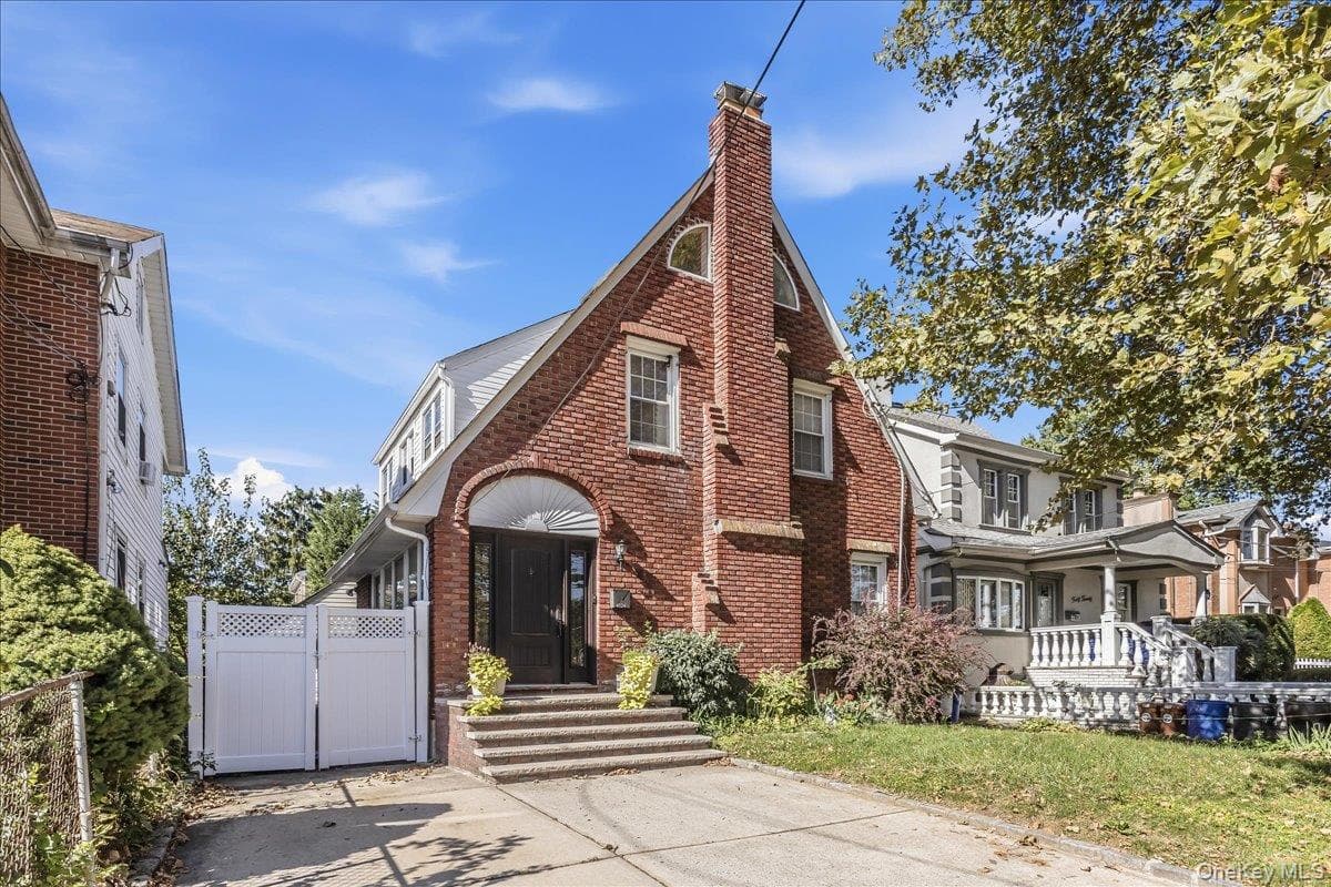 40-24 Clearview Expressway, Bayside