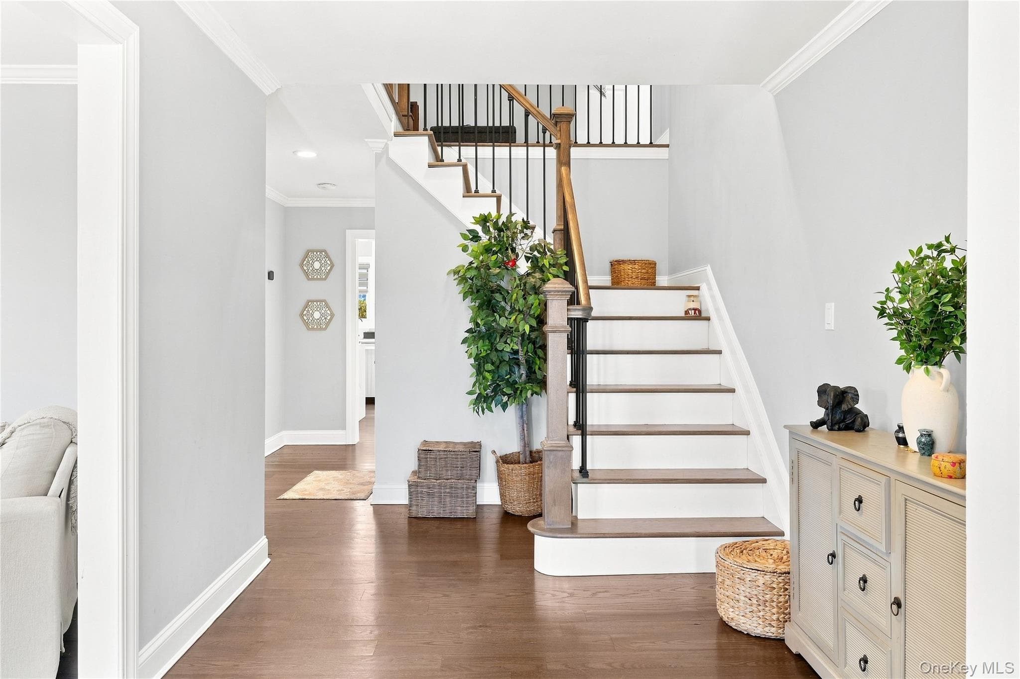 336 Grand Central Avenue thumbnail 17