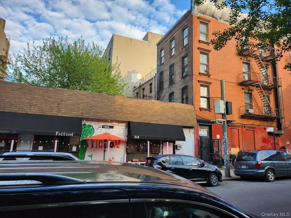 308 Hooper Street thumbnail 3