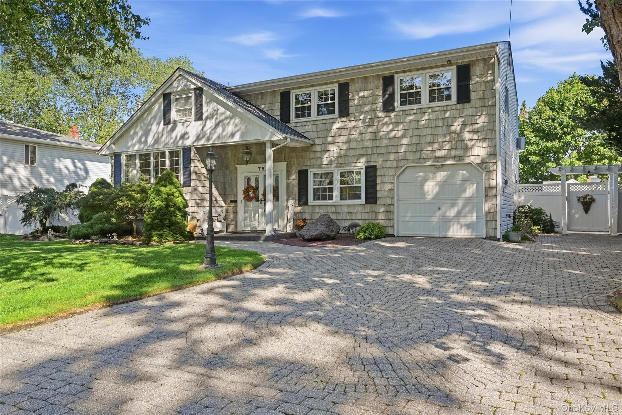 75 Bayview Drive thumbnail 2
