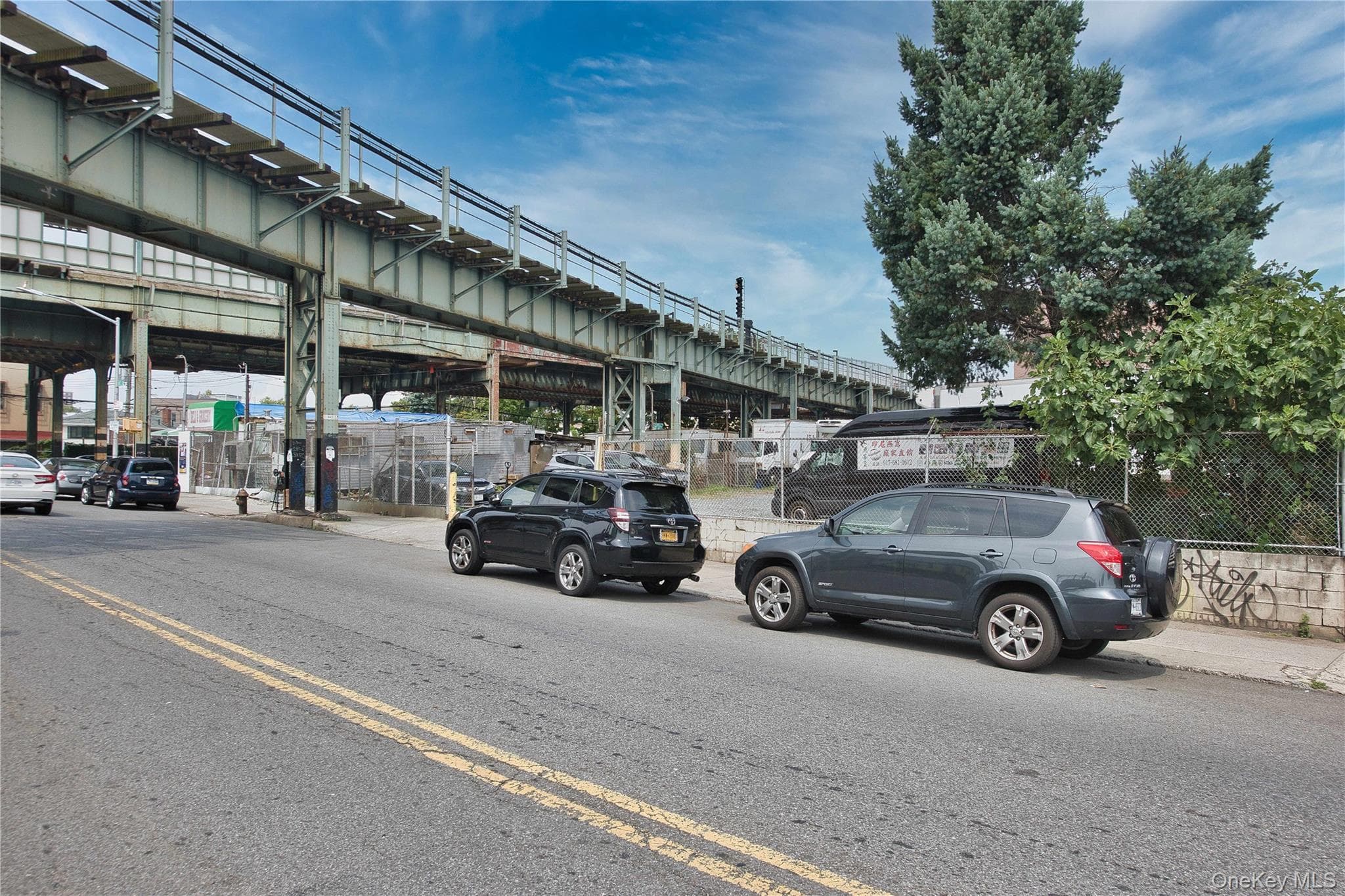 2383 Stillwell Avenue thumbnail 13