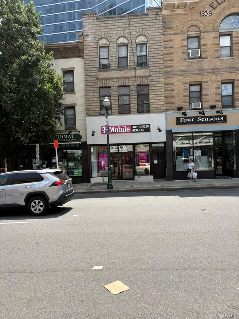 528 Main Street, New Rochelle