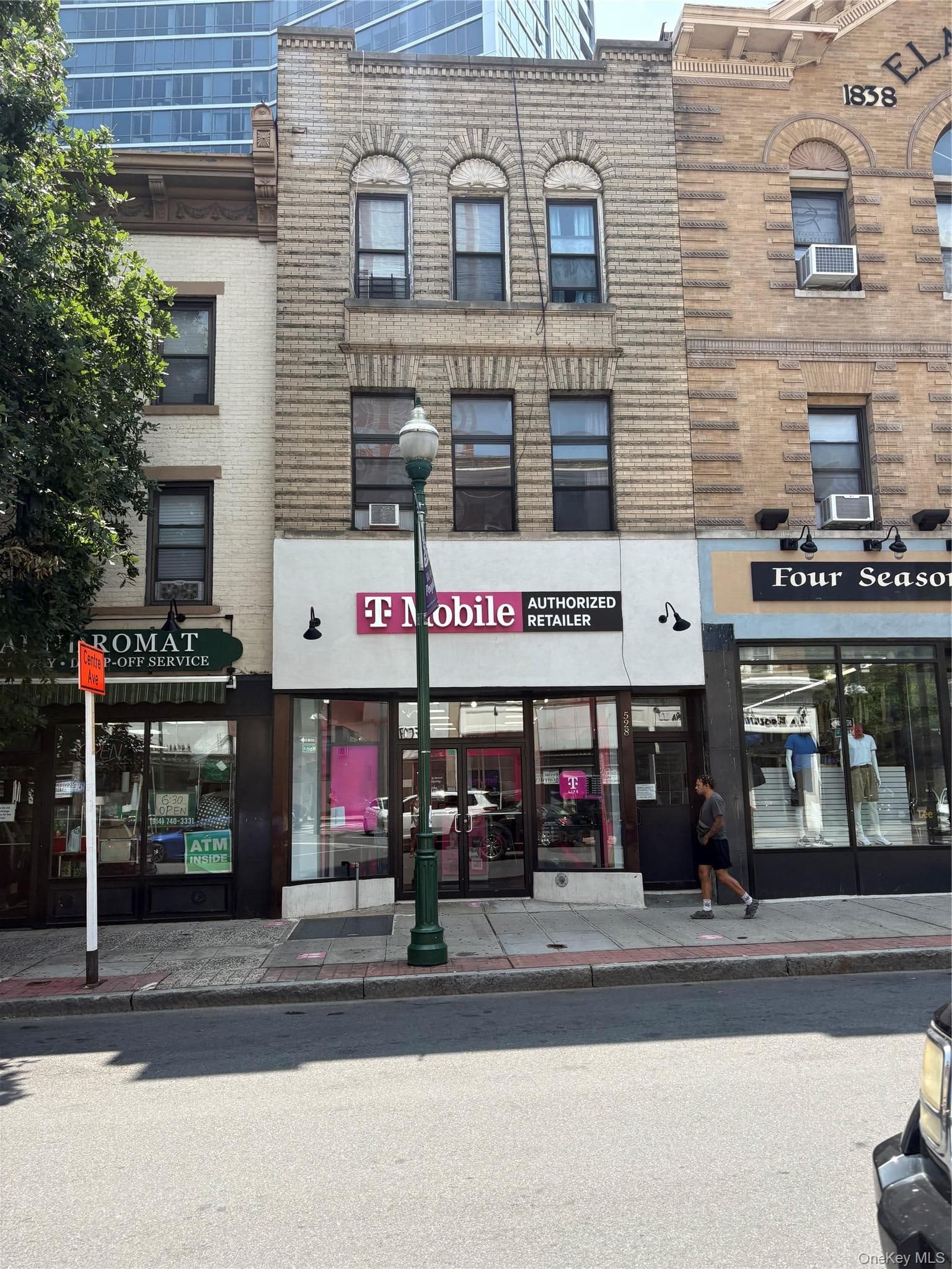 528 Main Street thumbnail 5