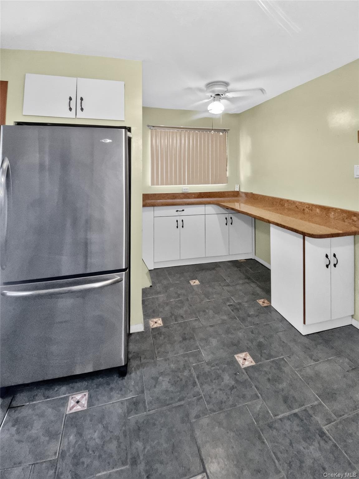 543 E 38th Street thumbnail 9
