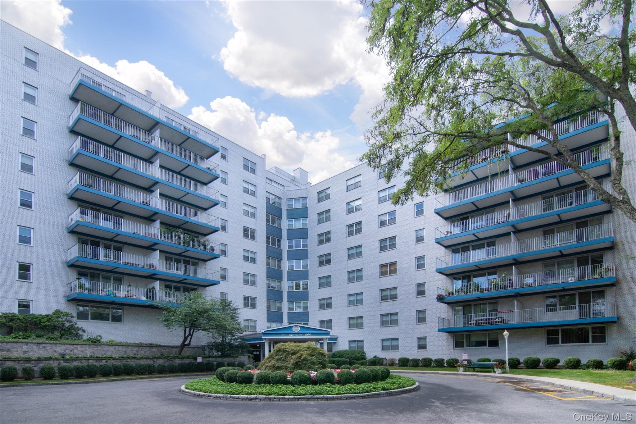 499 Broadway Unit: 2J thumbnail 2