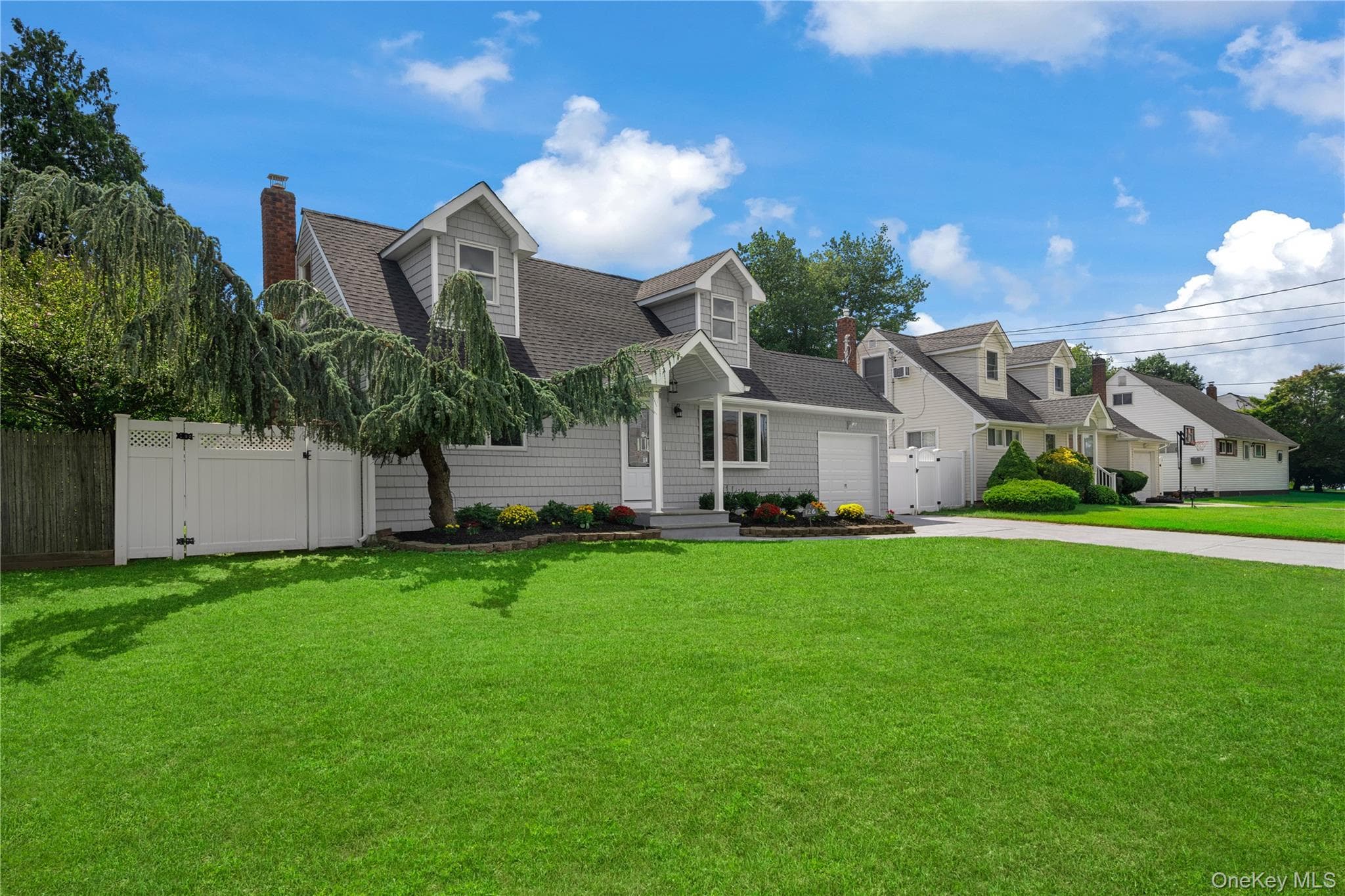 126 Lambert Avenue thumbnail 3