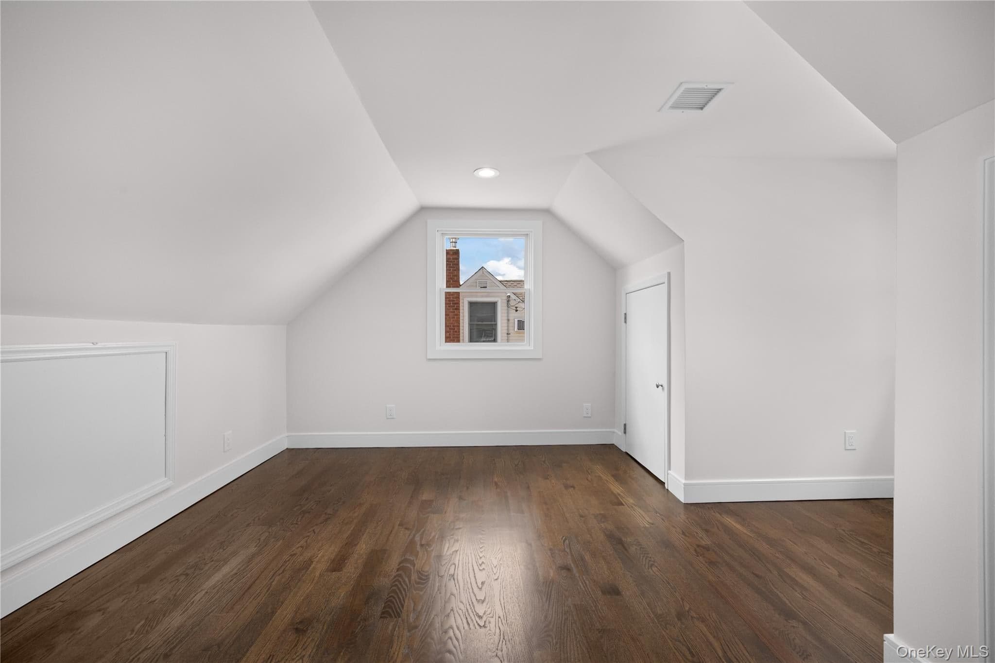 126 Lambert Avenue thumbnail 30
