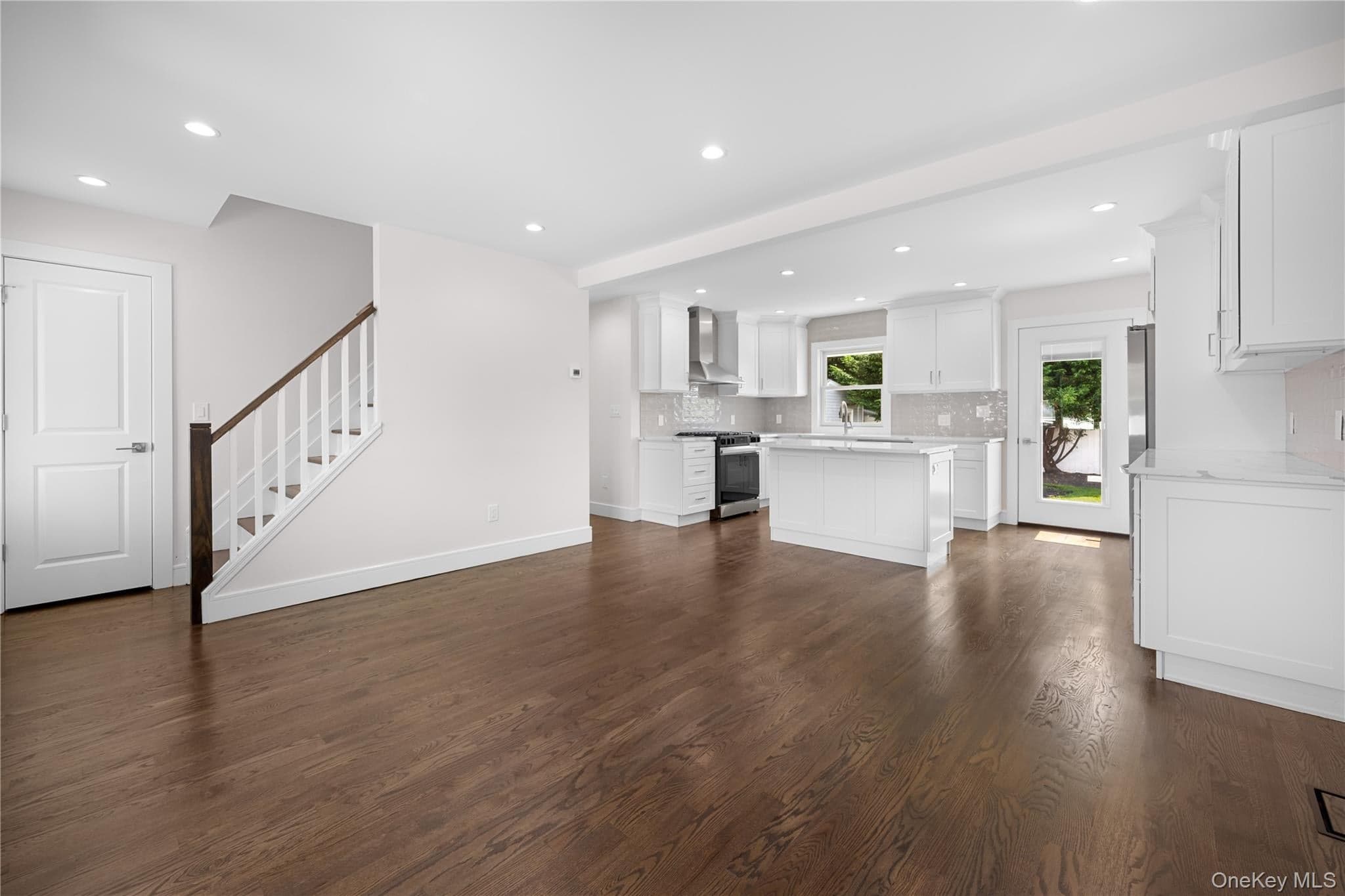 126 Lambert Avenue thumbnail 7