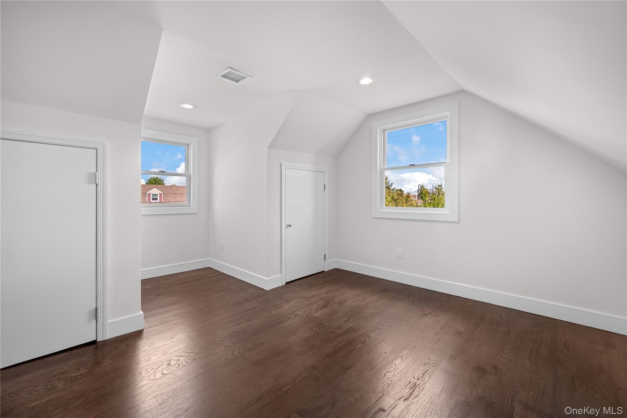 126 Lambert Avenue thumbnail 26