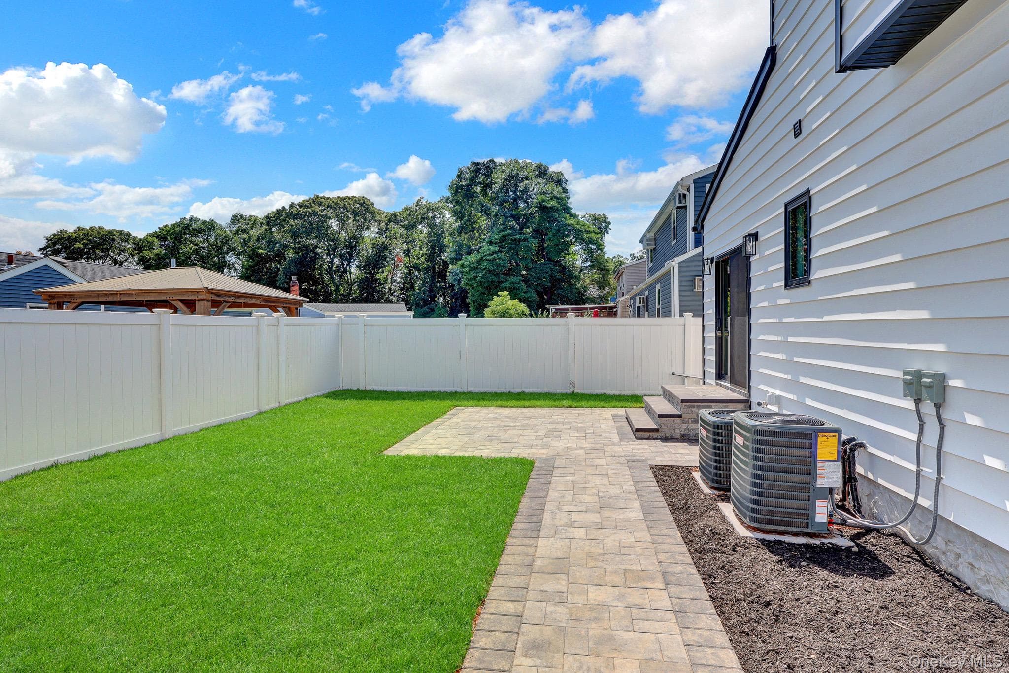 1370 Noel Court thumbnail 37
