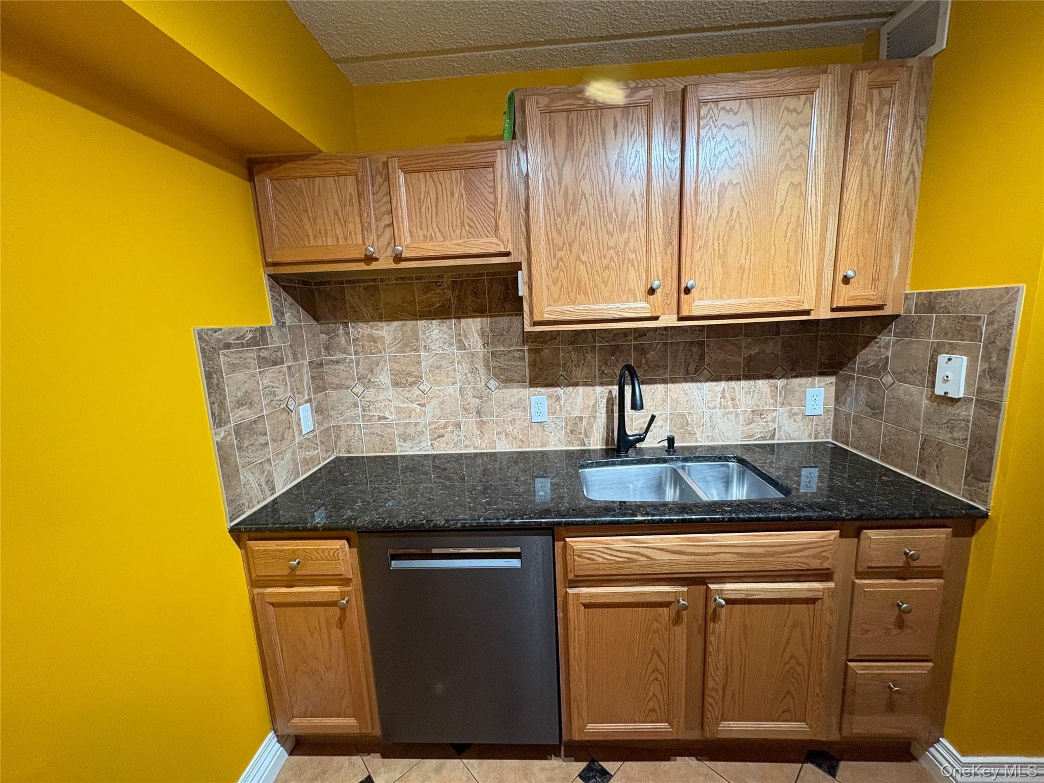 7914 Rockaway Beach Boulevard Unit: 5C thumbnail 10