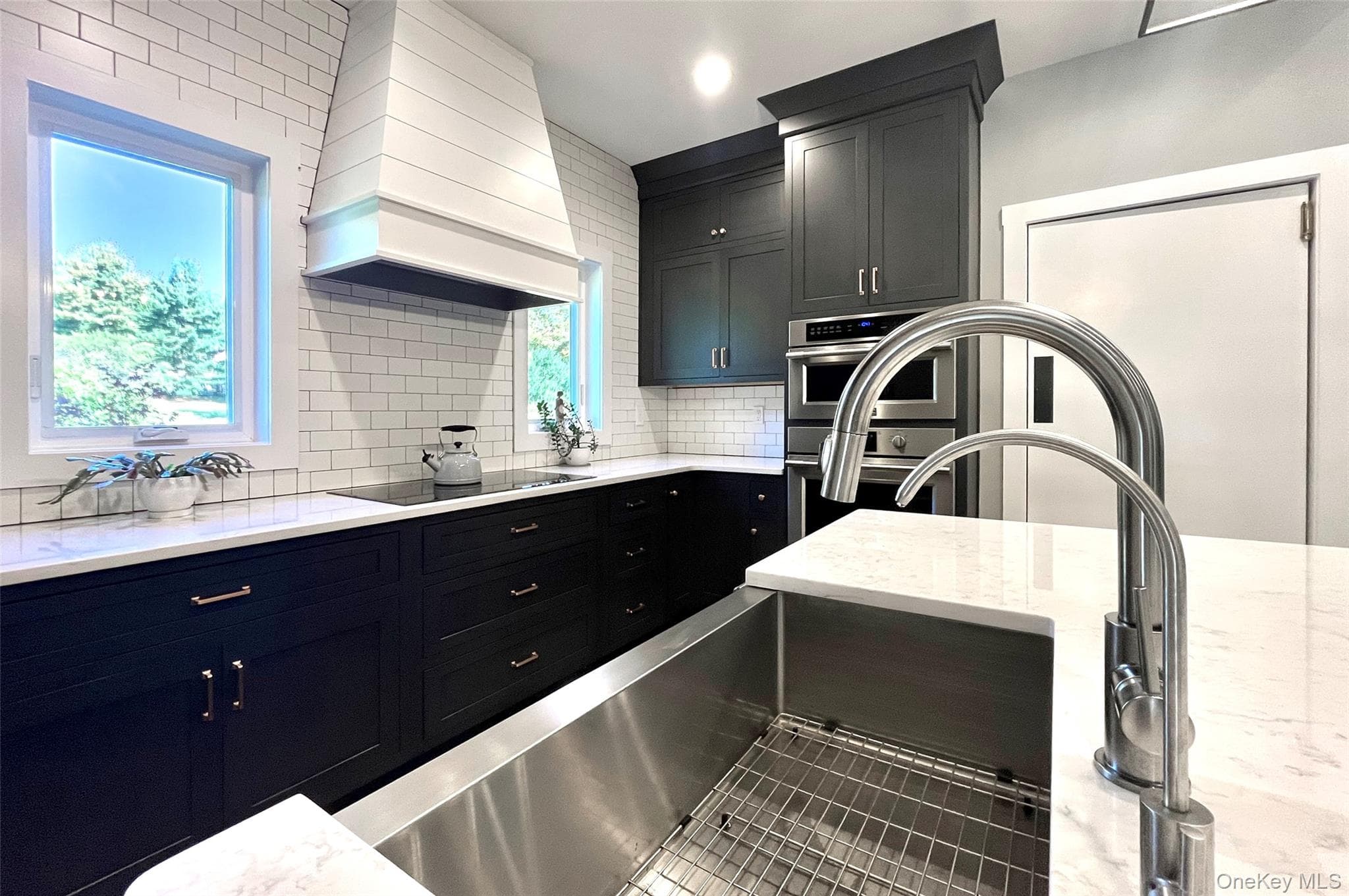 221 Maple Avenue thumbnail 15