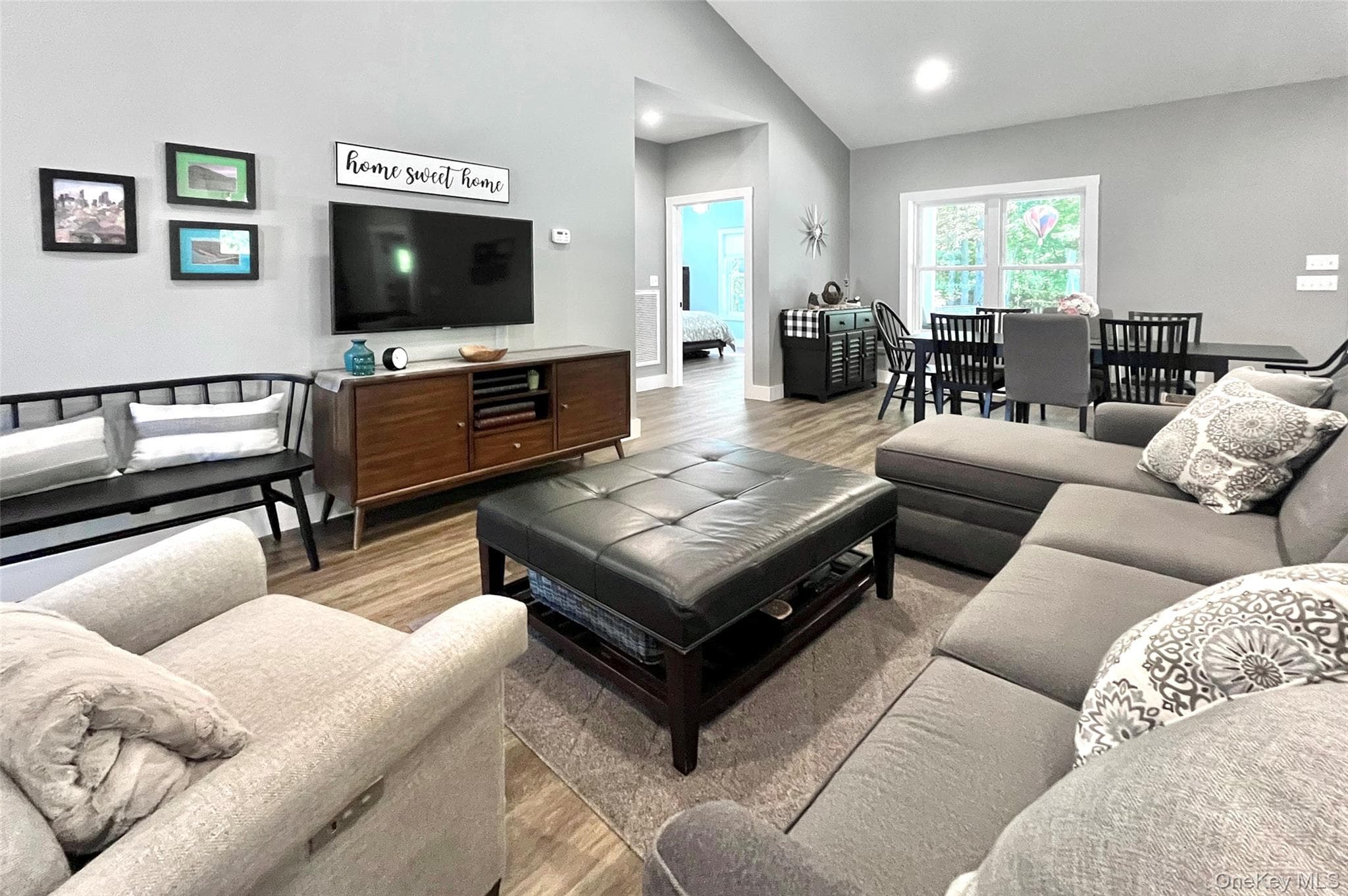 221 Maple Avenue thumbnail 9