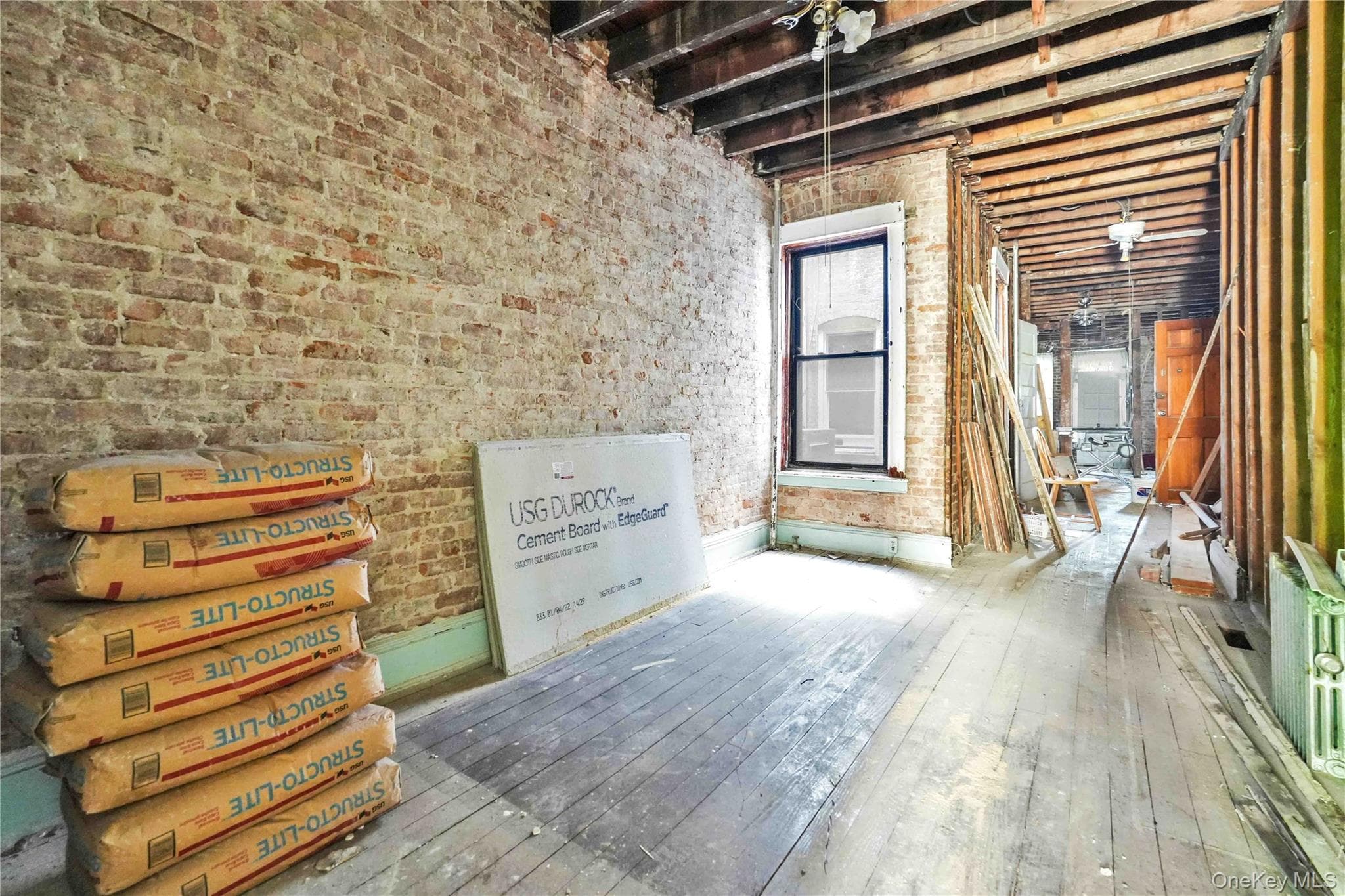 16-77 Woodbine Street thumbnail 27