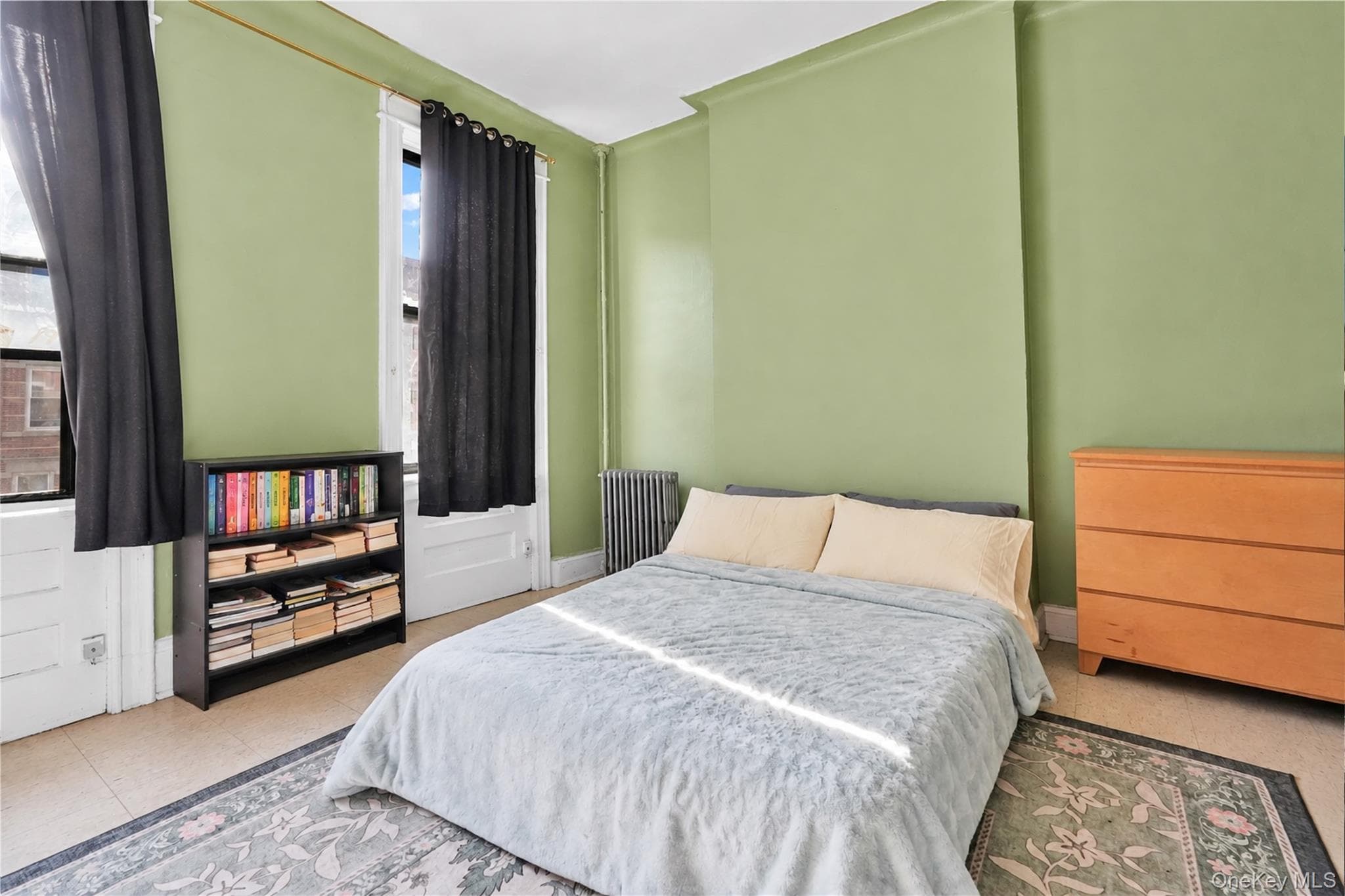 16-77 Woodbine Street thumbnail 10