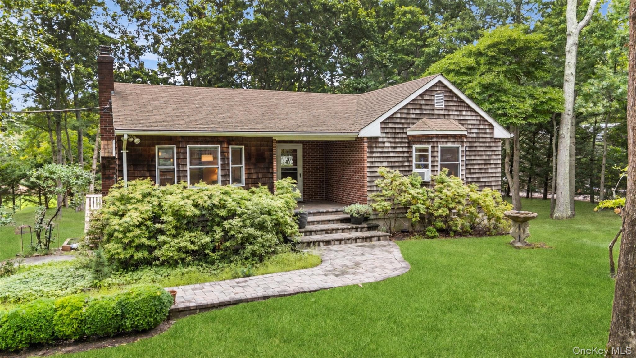 600 Water Mill Towd Road photo 1