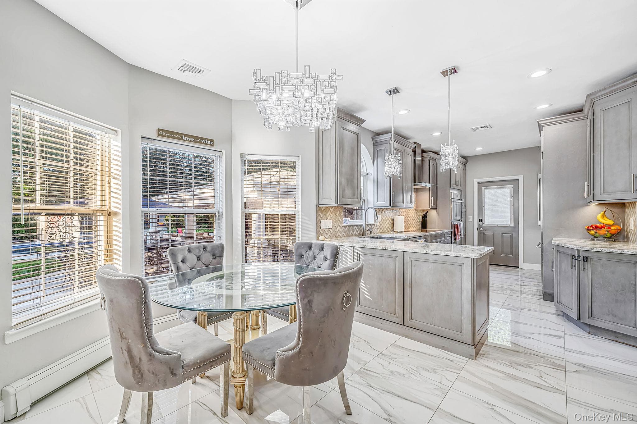 4 Crystal Brook Court thumbnail 10
