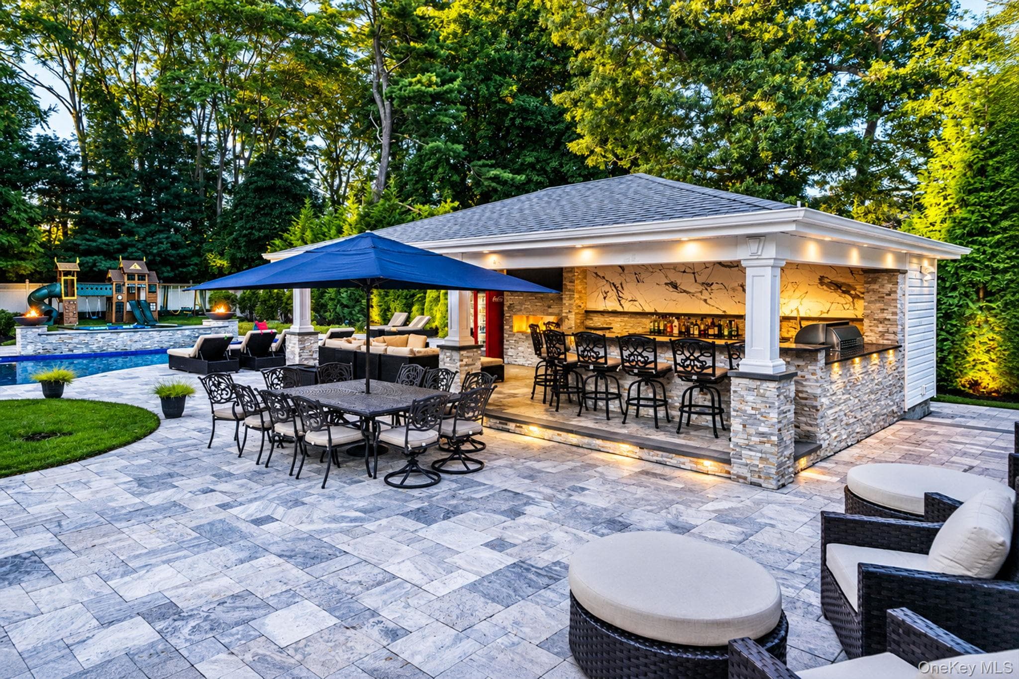 4 Crystal Brook Court thumbnail 35