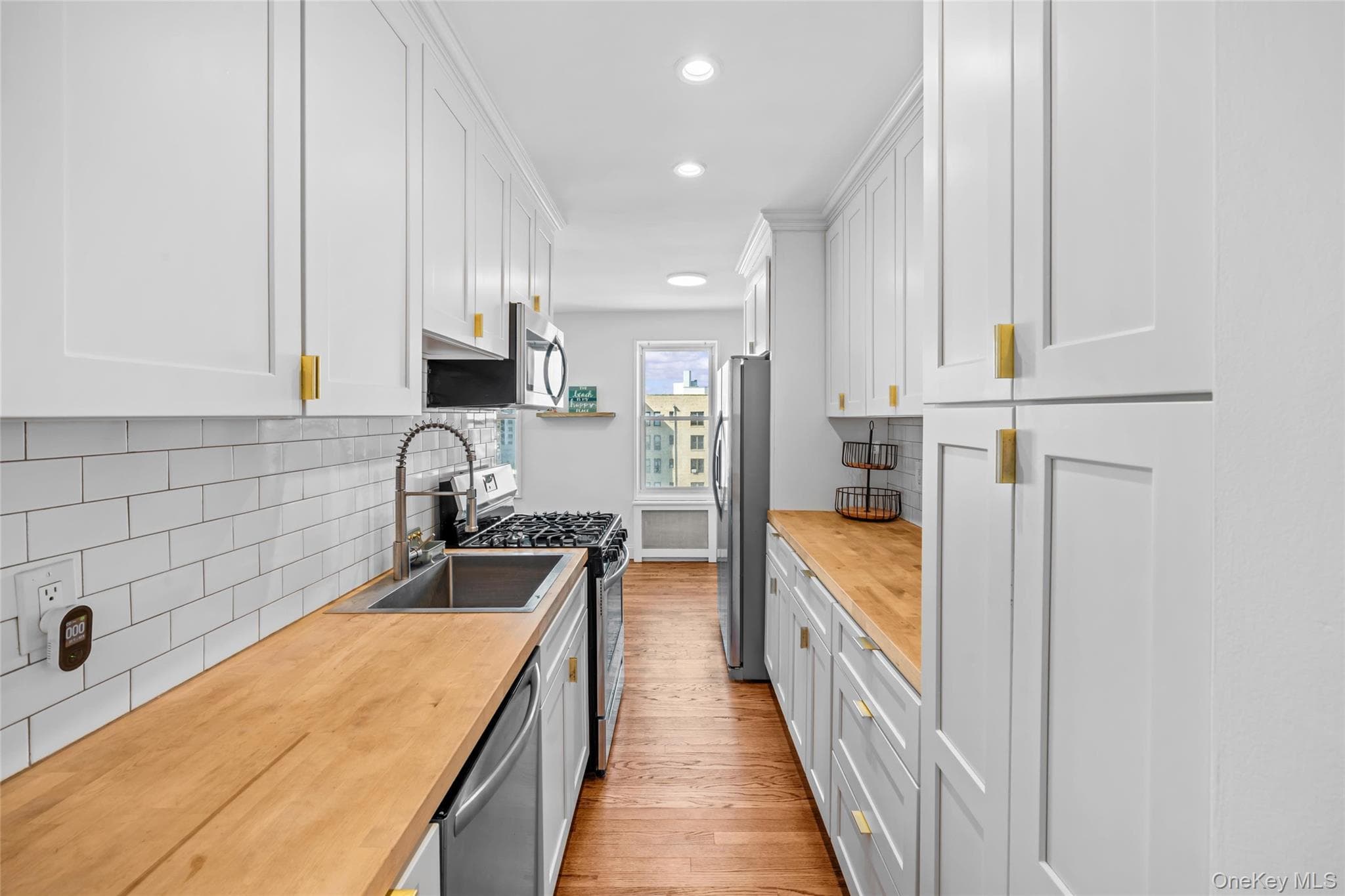 1 E Broadway Unit: 7O thumbnail 12