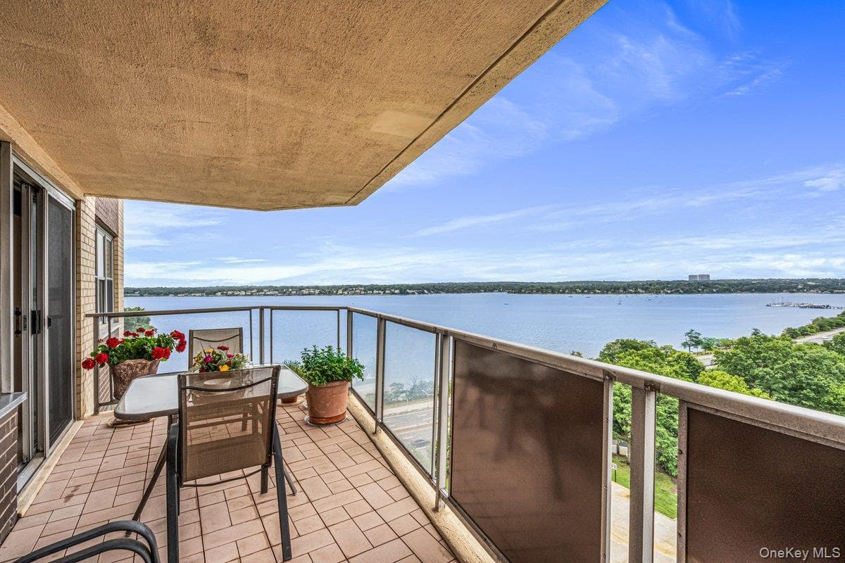 17-85 215 Street Unit: 12M thumbnail 24