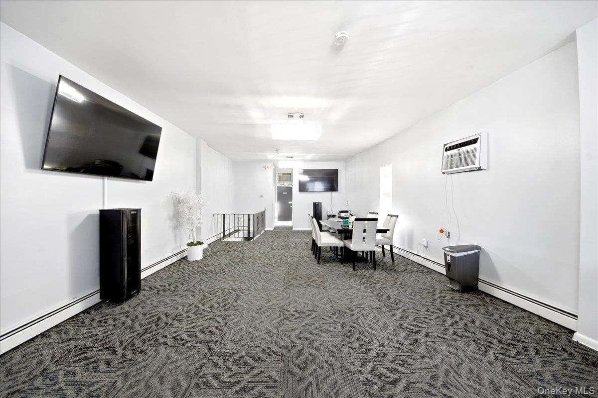 1020 Mclean Avenue thumbnail 3