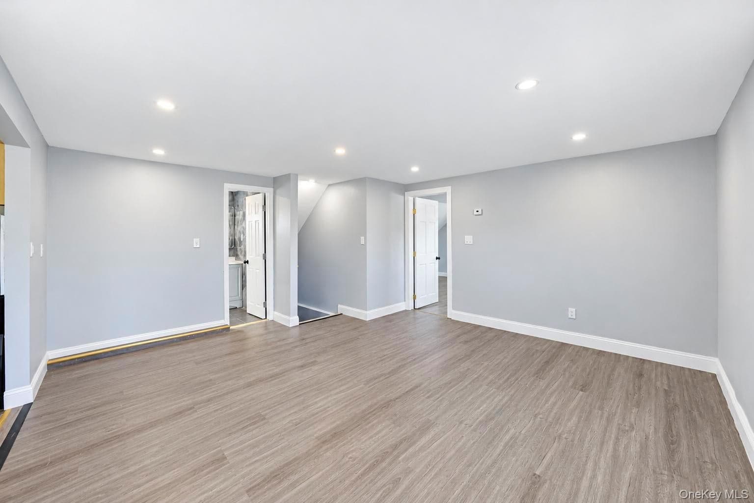 180 N 7th Street thumbnail 19