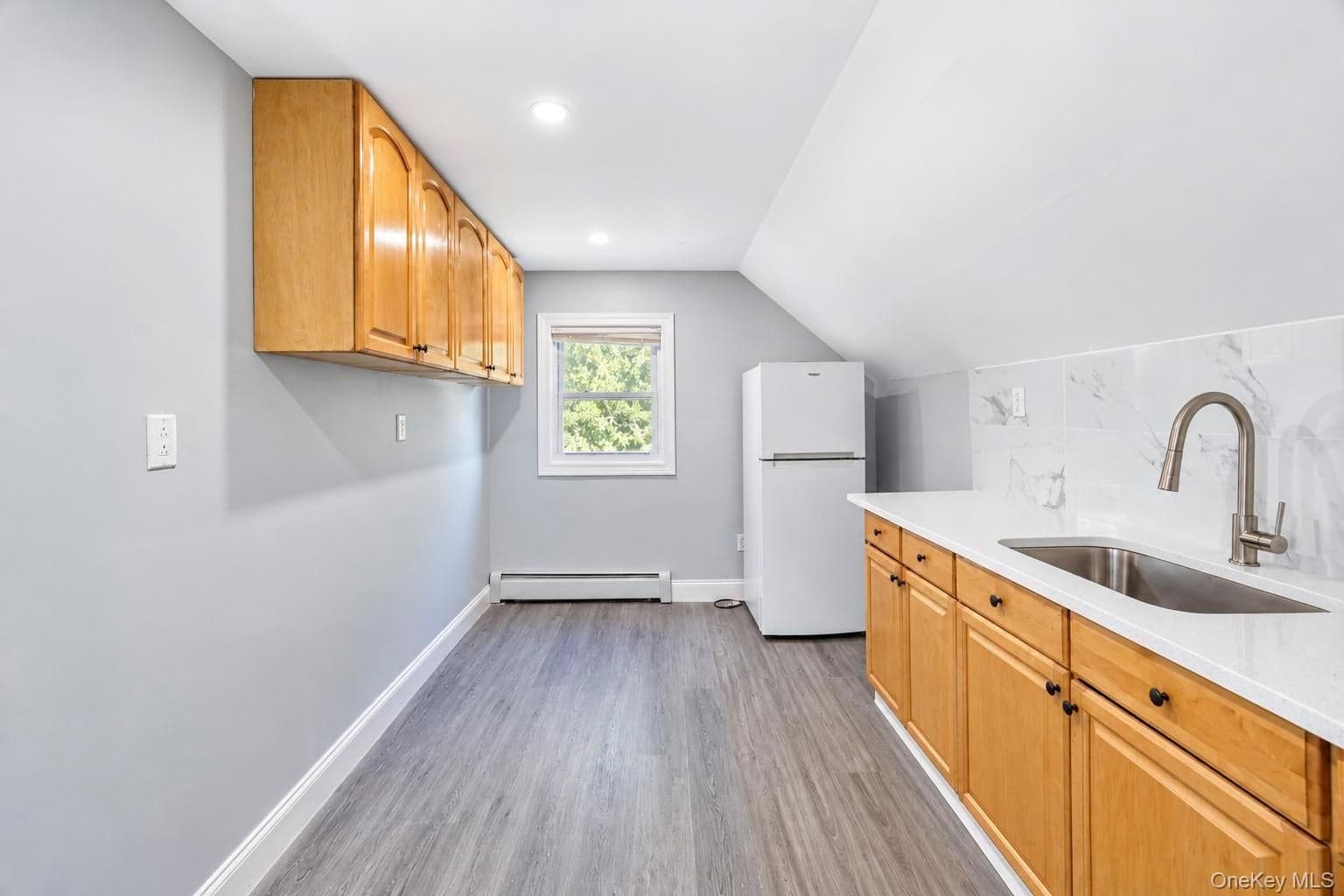 180 N 7th Street thumbnail 27