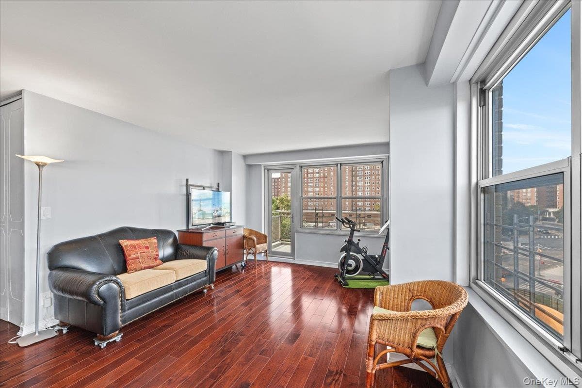 555 Kappock Street Unit: 7E thumbnail 14