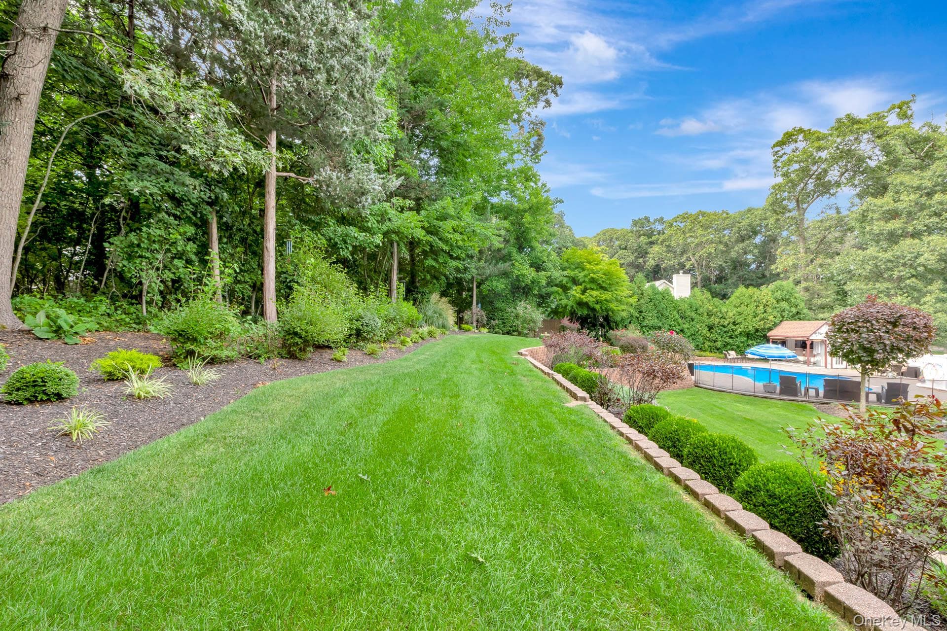 2835 N Wading River Road thumbnail 47
