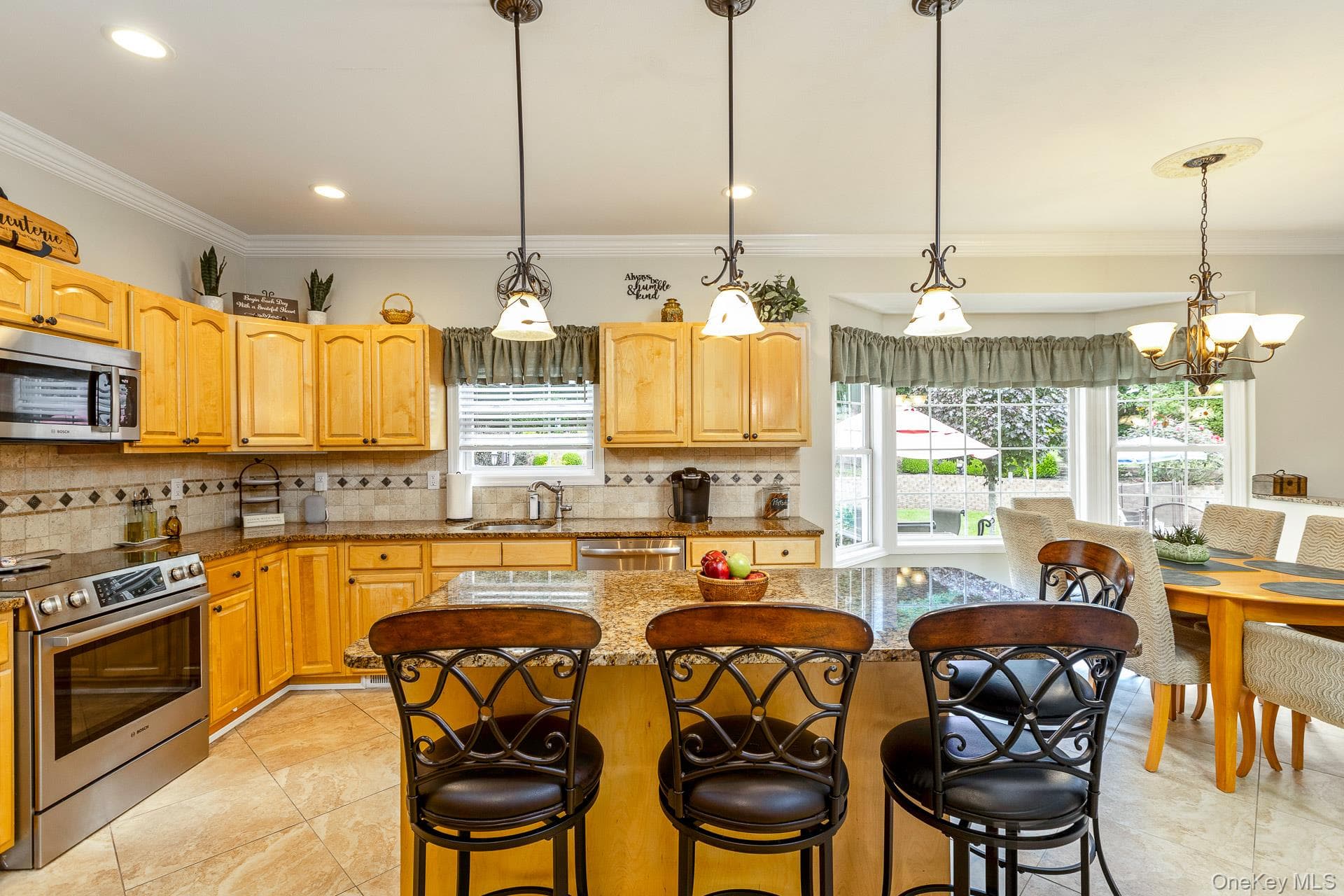 2835 N Wading River Road thumbnail 21