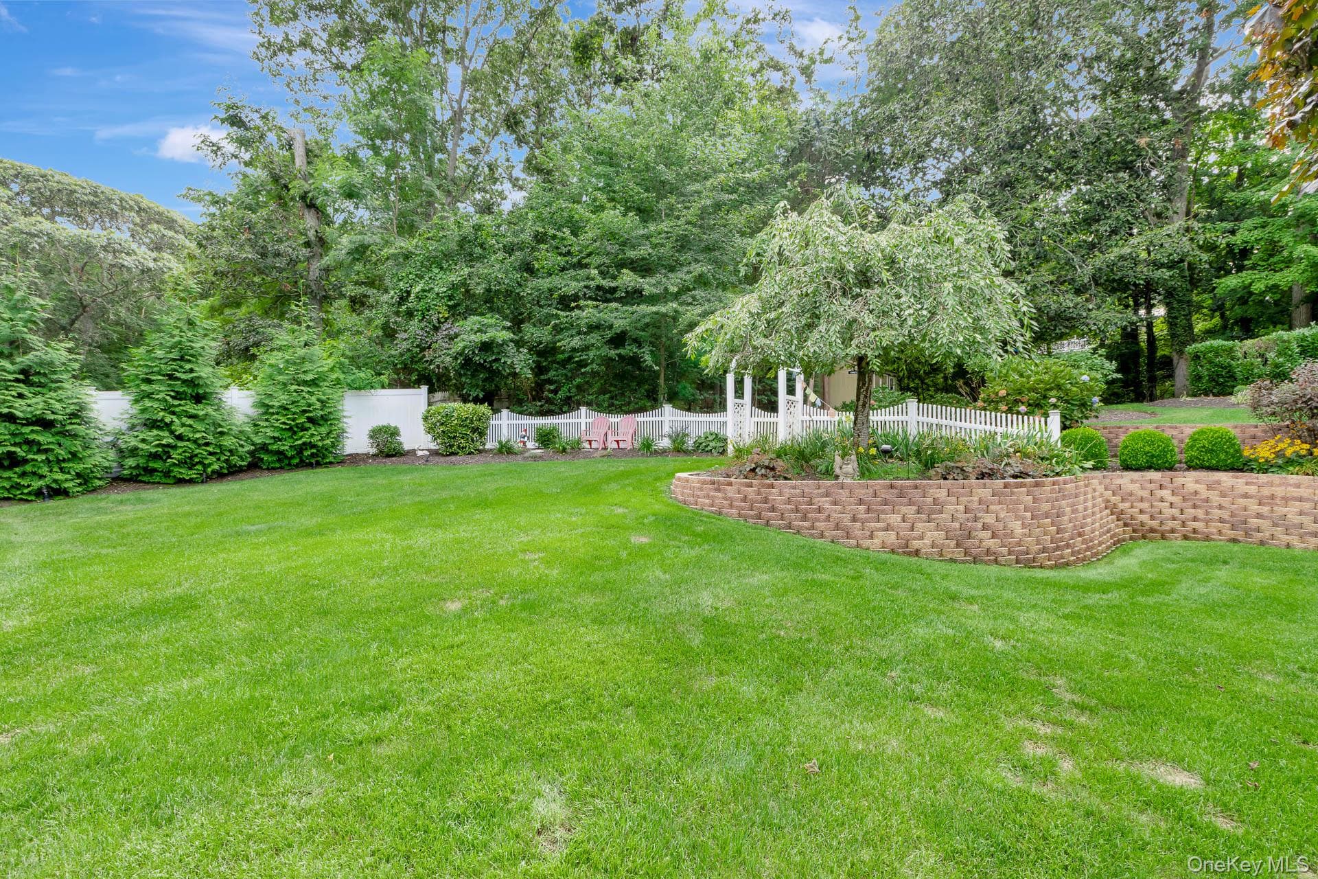 2835 N Wading River Road thumbnail 35