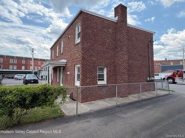 55 Partition Street thumbnail 5