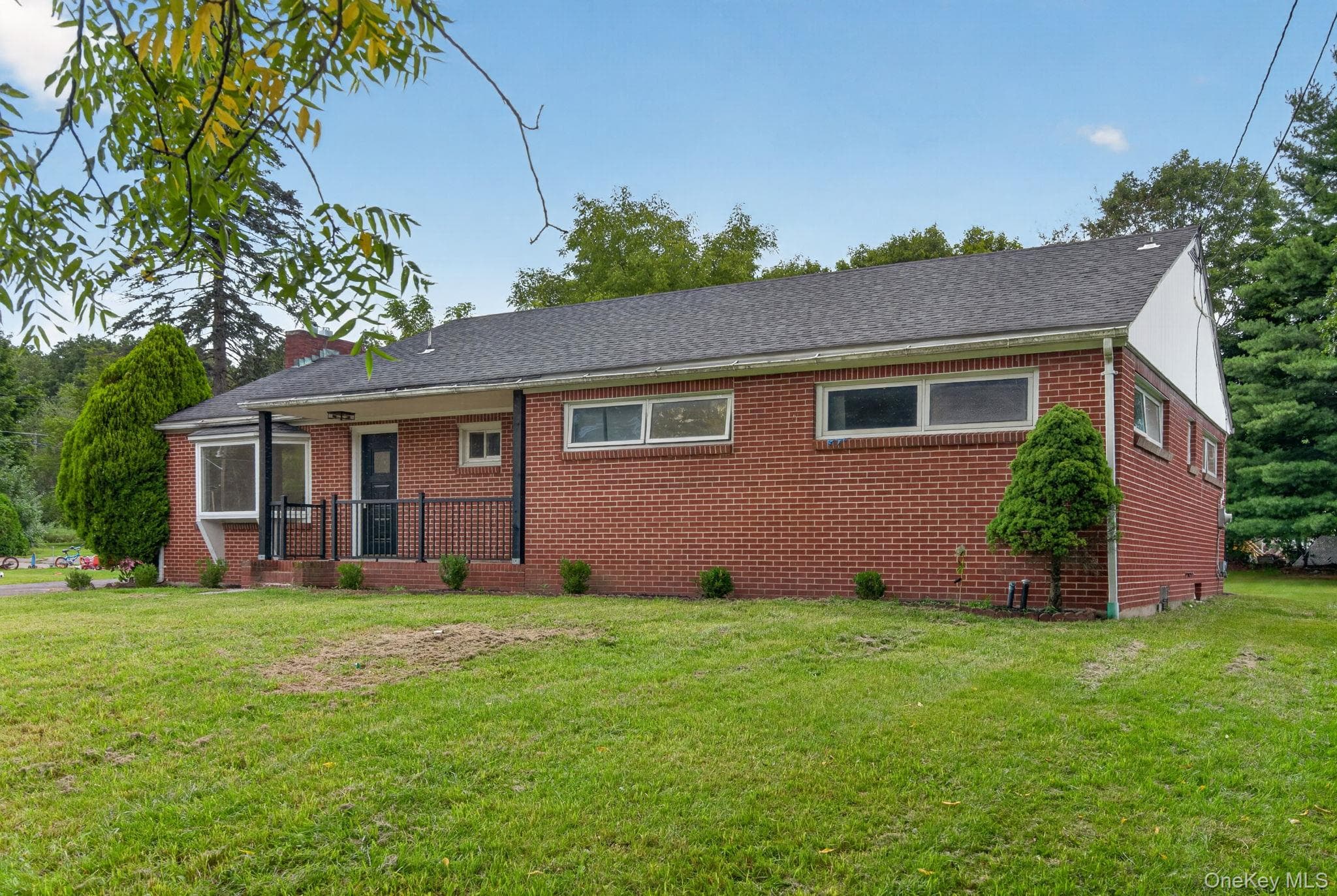 5 Johnson Lane photo 1